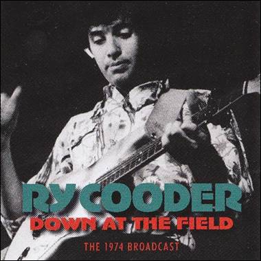 A person playing a guitar

Description automatically generated