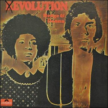 A person and person with afro hair

Description automatically generated