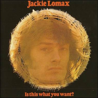 A person's face in a circle
Description automatically generated