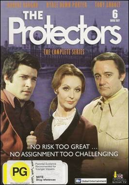 A group of people standing together
Description automatically generated