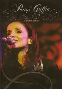 A person singing into a microphone

Description automatically generated